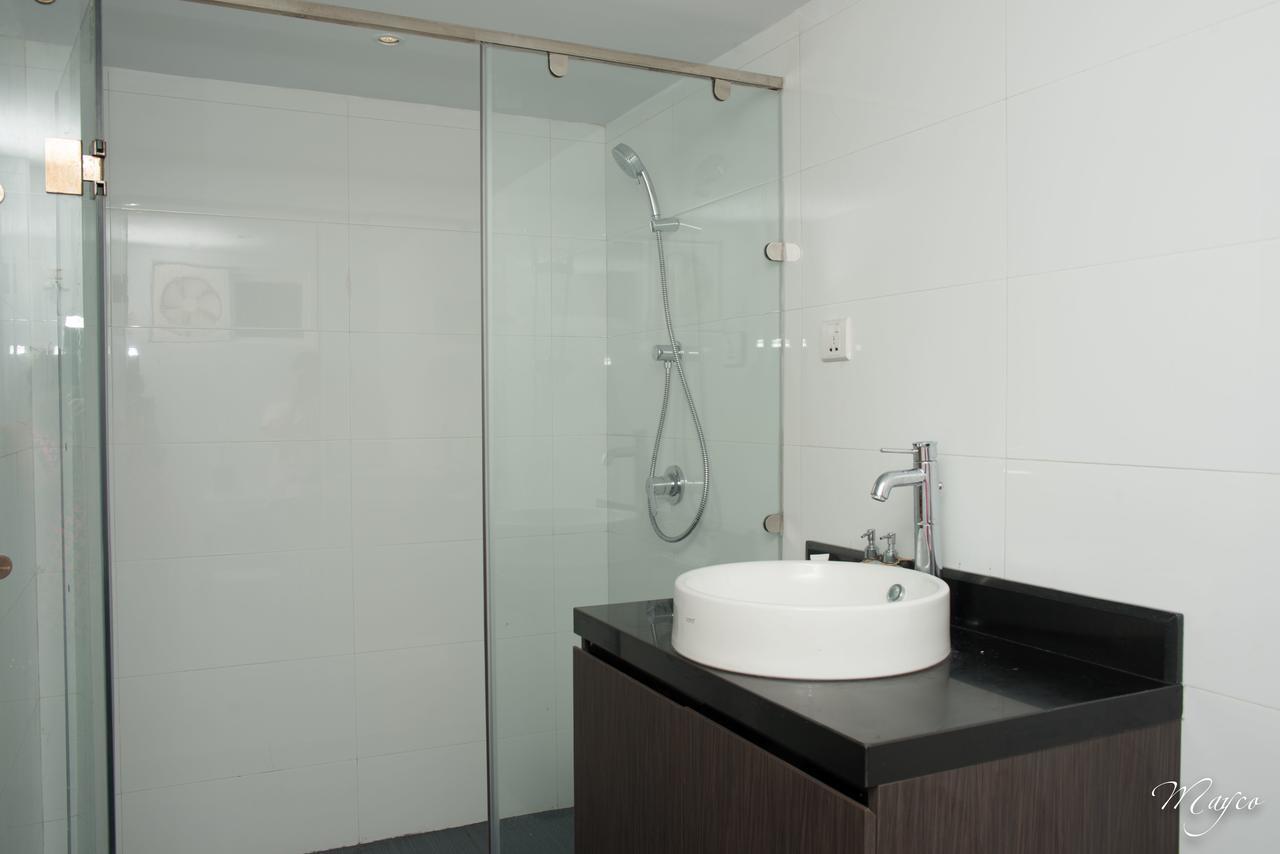 The Varsity House Inn & Serviced Apartments Yangon Exterior photo